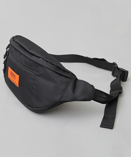 UNIVERSAL OVERALL(ユニバーサルオーバーオール)の「スタンダード ウエストバッグ(ボディバッグ/ウエストポーチ・メンズ・ブラック/ブラック系その他・FREE)」の6枚目の写真