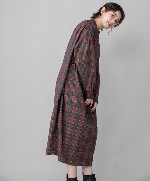 Munich(ミューニック)の「ギャザーコクーンロングシャツワンピース(ワンピース・レディース・ブラック/ブラウン系その他/ベージュ/カーキ/レッド系その他・FREE)」の15枚目の写真