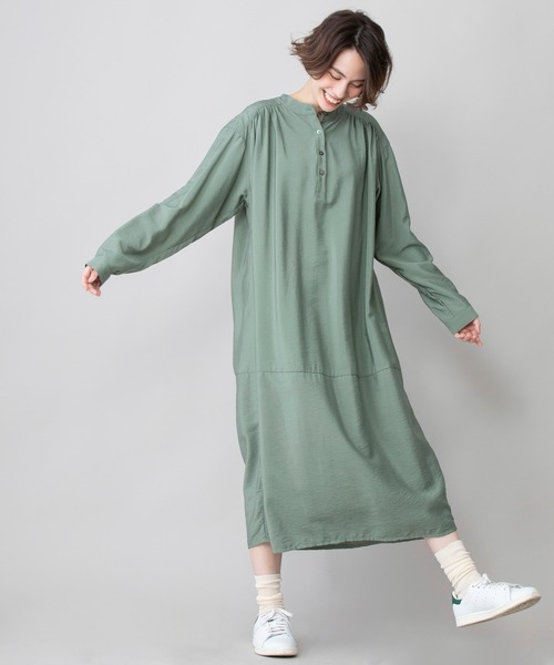 Munich(ミューニック)の「ギャザーコクーンロングシャツワンピース(ワンピース・レディース・ブラック/ブラウン系その他/ベージュ/カーキ/レッド系その他・FREE)」の17枚目の写真