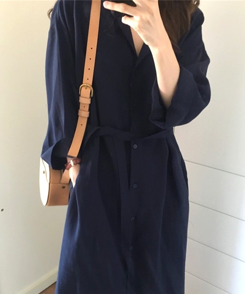 Amulet(アミュレット)の「長袖シャツワンピース(シャツワンピース・レディース・グリーン/ブラック/ベージュ/ネイビー/ブラウン・M/L/XL)」の7枚目の写真