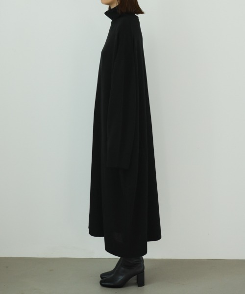 yuw（ユウ）の「モンスタータートルワンピース　917361（ワンピース・レディース・ブラック/レッド/ブルー/グレー・FREE）」の9枚目の写真