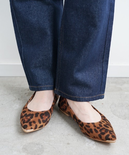 Futier land（フューティアランド）の「大好評ロングセラーアイテム。フラットパンプス（パンプス・レディース・ブラック/モカ/ベージュ/ダークグレー/レオパード/ラベンダー/グリーン/ピンク/ブラック系その他2/ベージュ系その他2/ライトブラウン/ライトカーキ/グレイッシュベージュ/シルバー系その他/ピンク系その他/ブラック系その他3・35/36/37/38/39/40）」の16枚目の写真