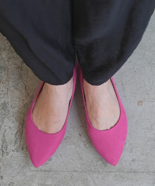 Futier land（フューティアランド）の「大好評ロングセラーアイテム。フラットパンプス（パンプス・レディース・ブラック/モカ/ベージュ/ダークグレー/レオパード/ラベンダー/グリーン/ピンク/ブラック系その他2/ベージュ系その他2/ライトブラウン/ライトカーキ/グレイッシュベージュ/シルバー系その他/ピンク系その他/ブラック系その他3・35/36/37/38/39/40）」の13枚目の写真