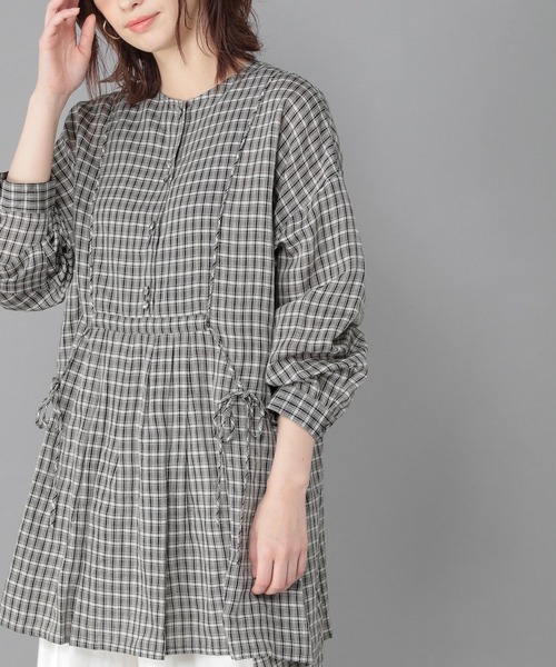 studio CLIP（スタディオクリップ）の「《Natural by studio CLIP》リネン混リボンチュニック（シャツ/ブラウス・レディース・ブラック/オフホワイト/ピンク・FREE）」の2枚目の写真