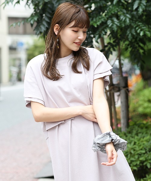 チチカカ（チチカカ）の「マルチストライプビッグシュシュ（シュシュ・レディース・アイボリー/ネイビー・FREE）」の9枚目の写真