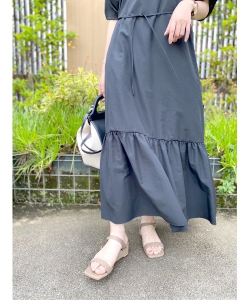 RIVE DROITE(リヴドロワ)の「スクエアウエッジサンダル(サンダル・レディース・ブラック/ベージュ・S/M/L)」の7枚目の写真