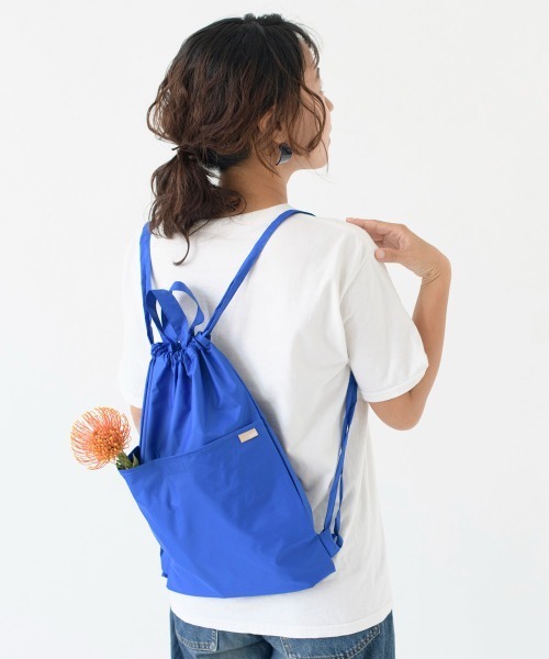 392 plusm（サンキューニプリュスエム）の「PU water repellent knapsack（エコバッグ/サブバッグ・レディース・ブラック/イエロー/ブルー/レッド・FREE）」の12枚目の写真