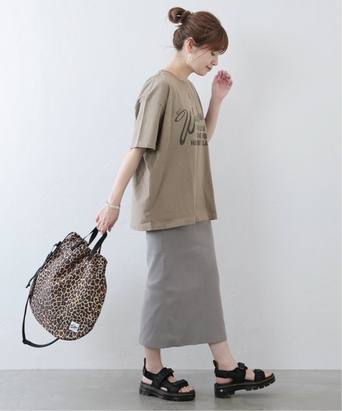 JOURNAL STANDARD（ジャーナルスタンダード）の「フロスト加工プリントTシャツ◆（Tシャツ/カットソー・レディース・ホワイト/ブラック/パープル/グレー・FREE）」の22枚目の写真