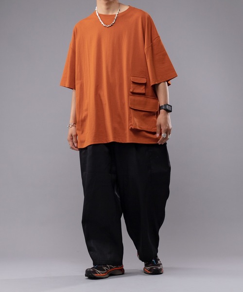 kutir(クティール)の「デザインダブルポケットTシャツ(Tシャツ/カットソー・メンズ・ベージュ/オレンジ・MEDIUM/LARGE)」の12枚目の写真