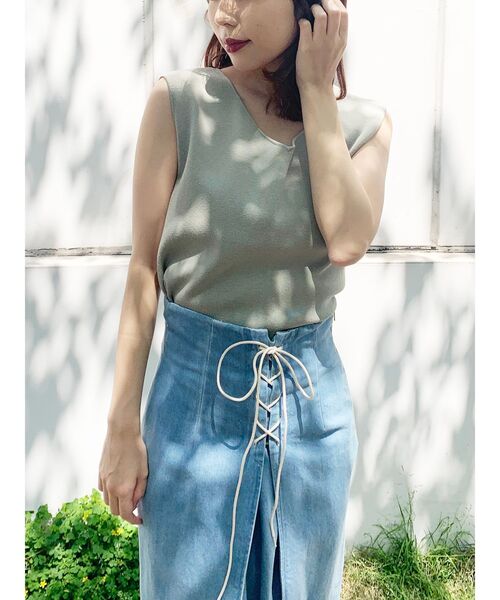 MERCURYDUO（マーキュリーデュオ）の「ウォッシャブル総針ノースリーブネックレス付ニット（ニット/セーター・レディース・ブラック/ブラウン/オフホワイト/ミント/ベビーピンク・FREE）」の12枚目の写真