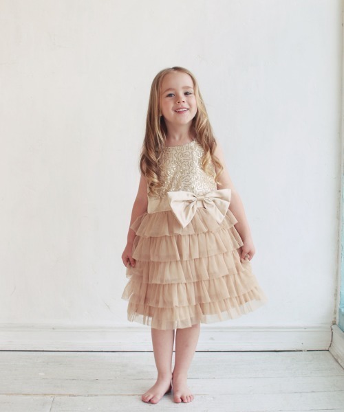 Rora(ローラ)の「シャルロット ドレスワンピース(2color)(ドレス・キッズ・シャンパン/ブラック・90)」の7枚目の写真