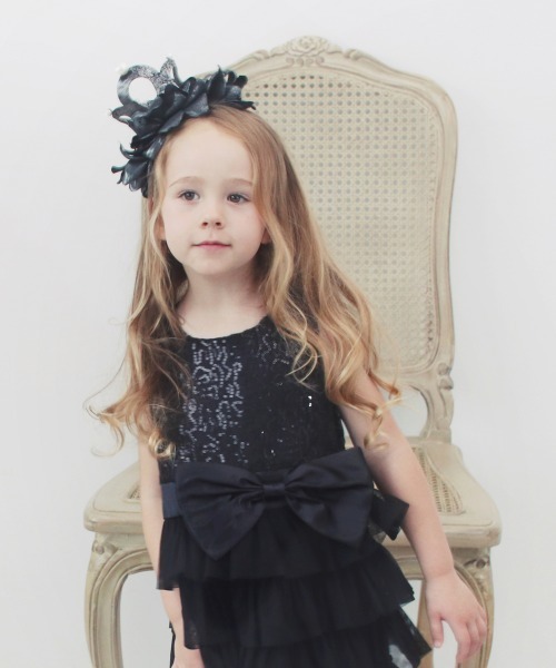 Rora(ローラ)の「シャルロット ドレスワンピース(2color)(ドレス・キッズ・シャンパン/ブラック・90)」の4枚目の写真