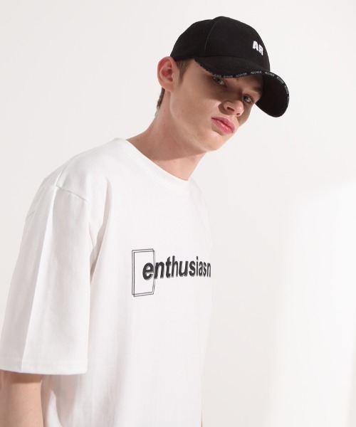 ACOVER(オコボ)の「『ACOVER/オコボ』SQUARE ENTHUSIASM T-SHIRTS/スクエアエンシュージアム 半袖Tシャツ(Tシャツ/カットソー・レディース・ホワイト/ライトグレー/ブラック/イエロー/オレンジ/インディゴブルー・M)」の2枚目の写真