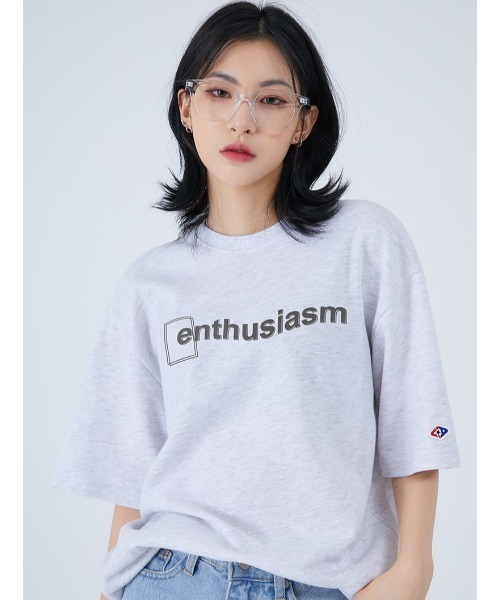 ACOVER(オコボ)の「『ACOVER/オコボ』SQUARE ENTHUSIASM T-SHIRTS/スクエアエンシュージアム 半袖Tシャツ(Tシャツ/カットソー・レディース・ホワイト/ライトグレー/ブラック/イエロー/オレンジ/インディゴブルー・M)」の4枚目の写真