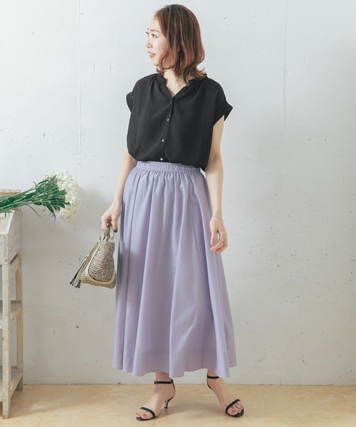 URBAN RESEARCH ROSSO（アーバンリサーチロッソ）の「【WEB限定】シャーリングスキッパーブラウス（シャツ/ブラウス・レディース・チャコールグレー/ブラック/ベージュ・FREE）」の15枚目の写真