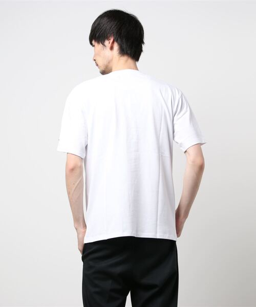 CERCA(チェルカ)の「KI/CMXAP カモボックスロゴ Tシャツ(Tシャツ/カットソー・メンズ・ホワイト/ブラック/グレー/イエロー・MEDIUM/X-LARGE/LARGE)」の6枚目の写真