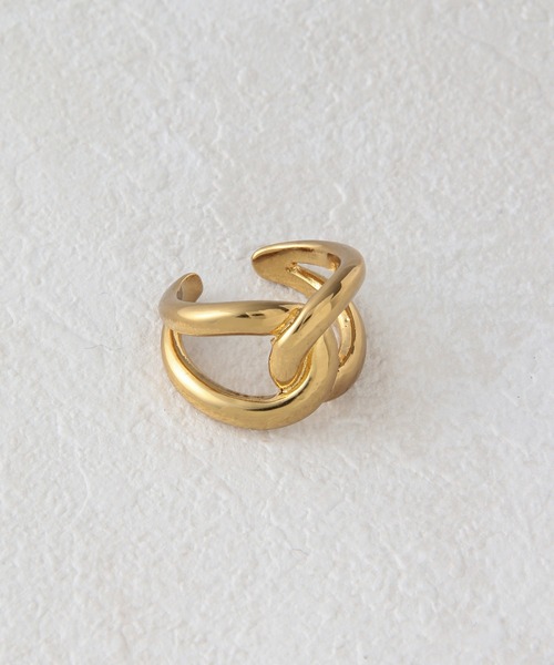 MADEMOISELLE ROPE'（マドモアゼル ロペ）の「ヴィンテージライククロスリング（リング・レディース・ゴールド・FREE）」の2枚目の写真