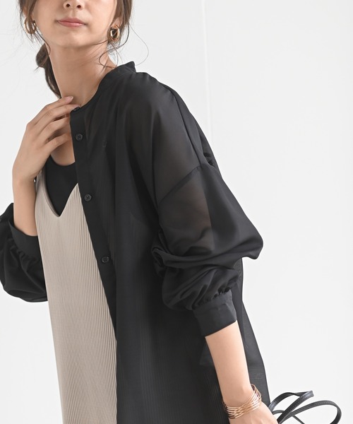 rps（アールピーエス）の「エステルシアーボリューム袖シャツ（シャツ/ブラウス・レディース・グレイッシュベージュ/オフホワイト/ブラック/ライトベージュ・M）」の10枚目の写真