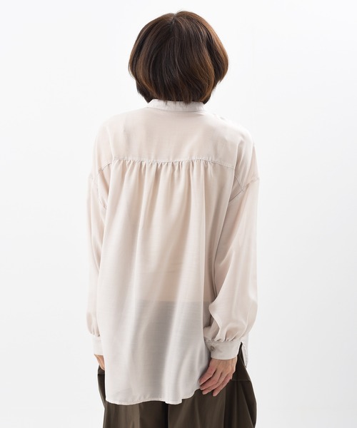 rps（アールピーエス）の「エステルシアーボリューム袖シャツ（シャツ/ブラウス・レディース・グレイッシュベージュ/オフホワイト/ブラック/ライトベージュ・M）」の22枚目の写真