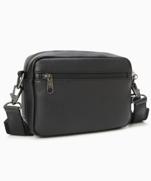 Calvin Klein Jeans Accessory（カルバン・クラインジーンズアクセサリー）の「CKJ TAGGED カメラバッグ（ショルダーバッグ・メンズ・ブラック・FREE）」の9枚目の写真