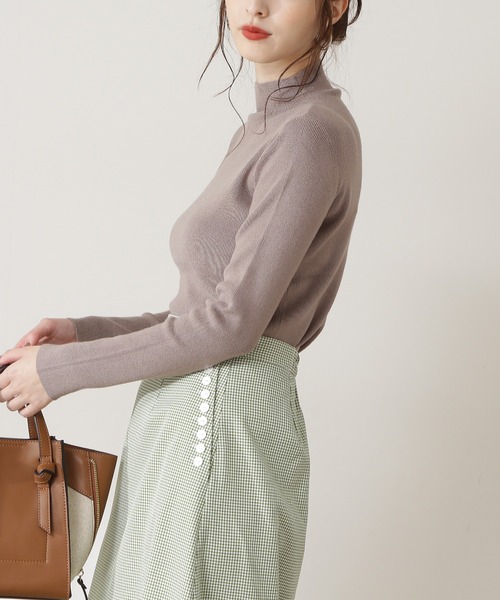 N.（N. Natural Beauty Basic）（エヌエヌナチュラルビューティーベーシック）の「◆ウォームアップリブボトルネックニット（ニット/セーター・レディース・ホワイト/ブラック/グレー・MEDIUM）」の10枚目の写真