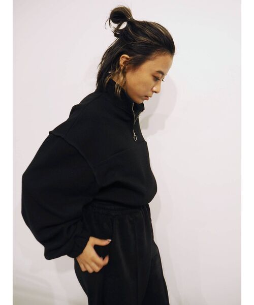 EVRIS（エヴリス）の「ハーフジップワッフルスウェットTOPS（スウェット・レディース・ブラック/グリーン/アイボリー・FREE）」の14枚目の写真