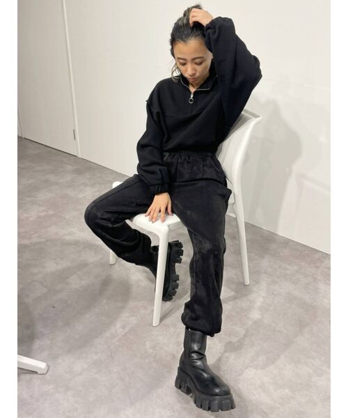 EVRIS（エヴリス）の「ハーフジップワッフルスウェットTOPS（スウェット・レディース・ブラック/グリーン/アイボリー・FREE）」の11枚目の写真