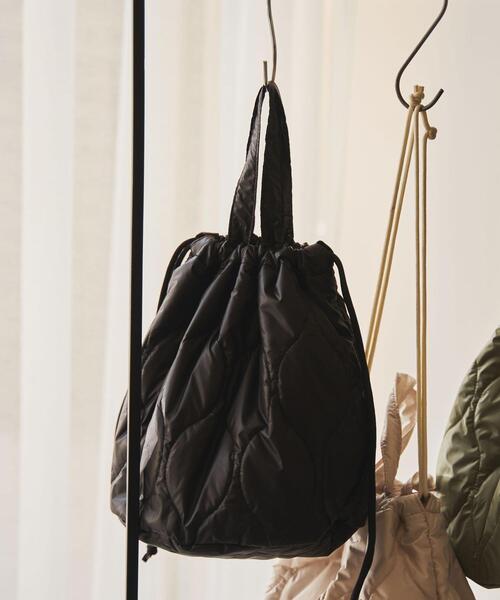 coen（コーエン）の「キルト巾着トートバッグ（ショルダーバッグ・レディース・ブラック/オフホワイト/オリーブ・FREE）」の2枚目の写真