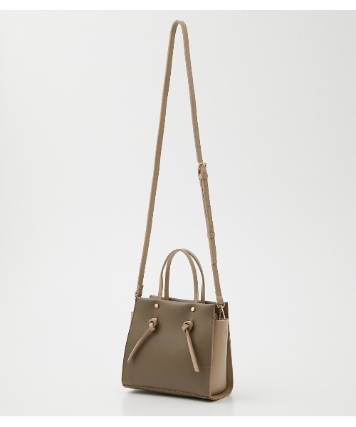 AZUL by moussy（アズールバイマウジー）の「KNOT DESIGN BAG/ノットデザインバッグ（ショルダーバッグ・レディース・ホワイト/ブラック/ベージュ・FREE）」の13枚目の写真