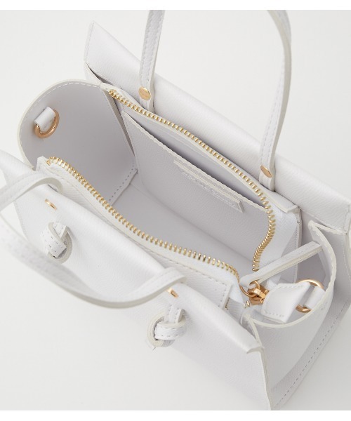 AZUL by moussy（アズールバイマウジー）の「KNOT DESIGN BAG/ノットデザインバッグ（ショルダーバッグ・レディース・ホワイト/ブラック/ベージュ・FREE）」の7枚目の写真