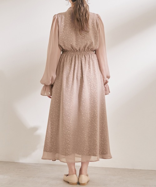 OLIVE des OLIVE(オリーブデオリーブ)の「【WEB限定カラー有】コスパ神!オケージョンにぴったり。2枚重ねフリルカラーピンタックワンピース(ワンピース・レディース・ベージュ/ブラウン/サックスブルー/ラベンダー/ブラック・FREE)」の9枚目の写真