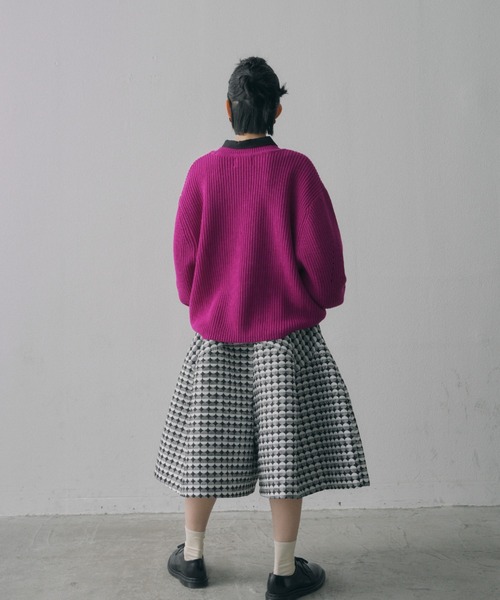 manana suerte（マニャーナスエルテ）の「ボリュームスリーブニット（ニット/セーター・レディース・ブラック/パープル/オフホワイト/ピンク・FREE）」の16枚目の写真