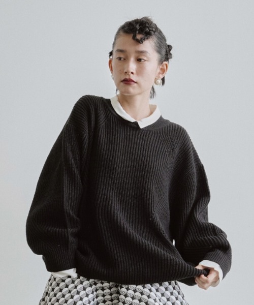 manana suerte（マニャーナスエルテ）の「ボリュームスリーブニット（ニット/セーター・レディース・ブラック/パープル/オフホワイト/ピンク・FREE）」の18枚目の写真