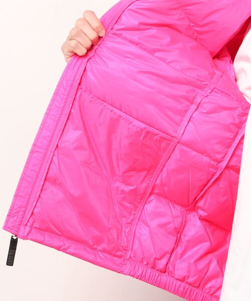 GAP(ギャップ)の「ライトウェイト ダウン パーカージャケット(ダウンジャケット/コート・メンズ・ブラック/フューシャピンク/ブルー/イエロー/カーキ・M/L/XL/XS/S)」の12枚目の写真