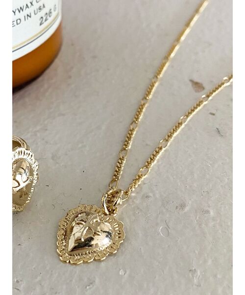 GYDA（ジェイダ）の「JEYSUSハートクロスネックレス（ネックレス・レディース・ゴールド/シルバー・FREE）」の4枚目の写真