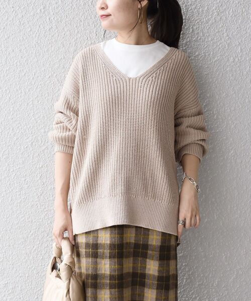 SHIPS（シップス）の「【WEB限定】〈手洗い可能〉スキッパーニット×ロンTセット 21FW◆（ニット/セーター・レディース・ブラック/ベージュ/オフホワイト/ライトグリーン/アイボリー/ダークグレー・ONE SIZE）」の5枚目の写真