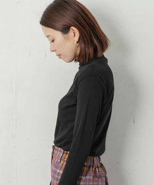 URBAN RESEARCH Sonny Label（アーバンリサーチサニーレーベル）の「『UR TECH』ハイネックプルオーバー（Tシャツ/カットソー・レディース・ブラック/オフホワイト/グレー・FREE）」の15枚目の写真