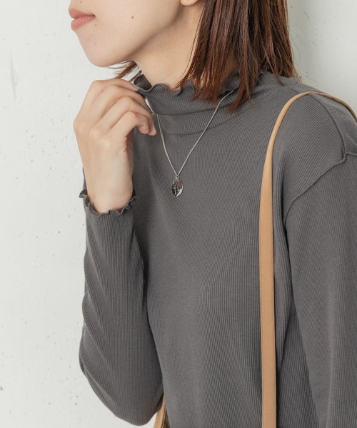 URBAN RESEARCH Sonny Label（アーバンリサーチサニーレーベル）の「『UR TECH』ハイネックプルオーバー（Tシャツ/カットソー・レディース・ブラック/オフホワイト/グレー・FREE）」の20枚目の写真