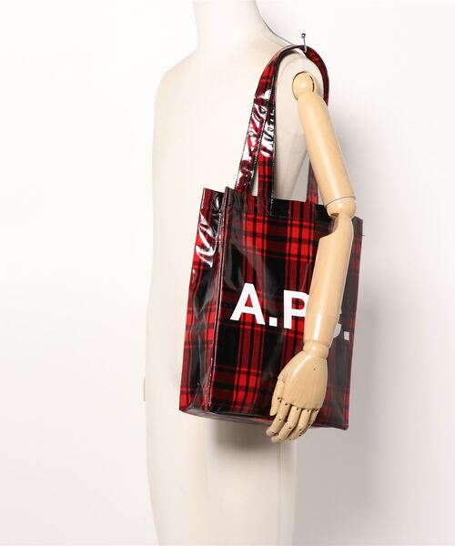 A.P.C.(アーペーセー)の「TOTE LOU 21H(トートバッグ・レディース・レッド/グリーン・ONESIZE)」の5枚目の写真