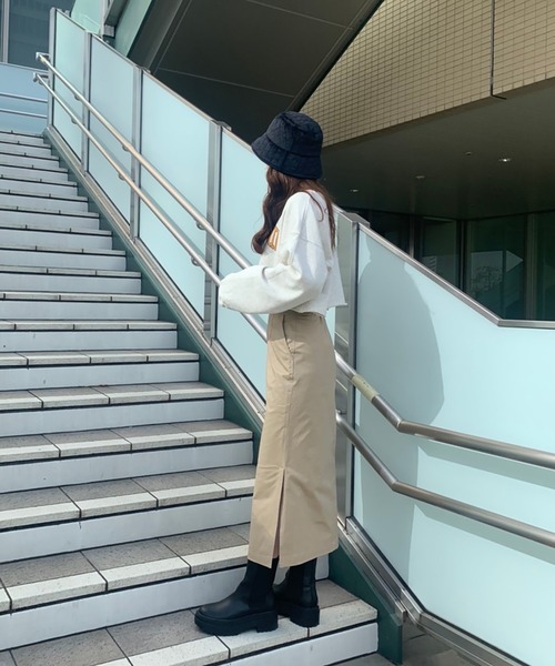 FREE'S MART(フリーズマート)の「ハイウエストスリットペンシルスカート(スカート・レディース・ベージュ/ブラック/カーキ/ネイビー・マルチサイズ)」の6枚目の写真