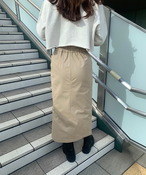 FREE'S MART(フリーズマート)の「ハイウエストスリットペンシルスカート(スカート・レディース・ベージュ/ブラック/カーキ/ネイビー・マルチサイズ)」の9枚目の写真