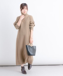 Wordtrobe | 【wordtrobe】アクリルバルキー 袖下ボタンあき タートルネック ニットワンピース(ワンピース)