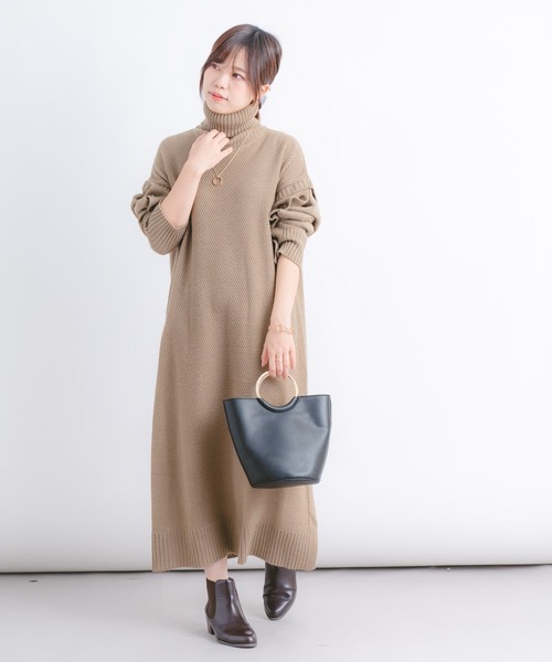 Wordtrobe（ワードトローブ）の「【wordtrobe】アクリルバルキー 袖下ボタンあき タートルネック ニットワンピース（ワンピース・レディース・チャコールグレー/ベージュ/カーキ・FREE）」の21枚目の写真