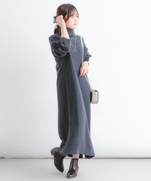 Wordtrobe（ワードトローブ）の「【wordtrobe】アクリルバルキー 袖下ボタンあき タートルネック ニットワンピース（ワンピース・レディース・チャコールグレー/ベージュ/カーキ・FREE）」の13枚目の写真
