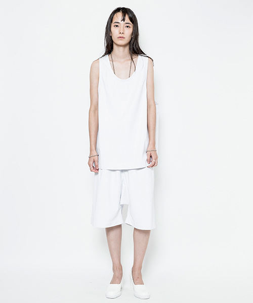 i（アイ）の「FAKE LEATHER PANTS（その他パンツ・レディース・ホワイト/ブラック・FREE）」の4枚目の写真