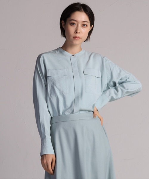 LAUTREAMONT（ロートレアモン）の「ポケット付きバンドカラーシャツ≪洗濯機で洗える≫（シャツ/ブラウス・レディース・グリーン/グレー/チャコールグレー・9号）」の3枚目の写真