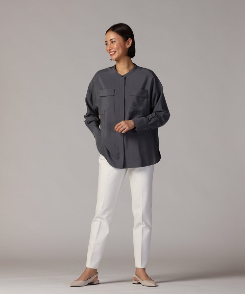 LAUTREAMONT（ロートレアモン）の「ポケット付きバンドカラーシャツ≪洗濯機で洗える≫（シャツ/ブラウス・レディース・グリーン/グレー/チャコールグレー・9号）」の18枚目の写真