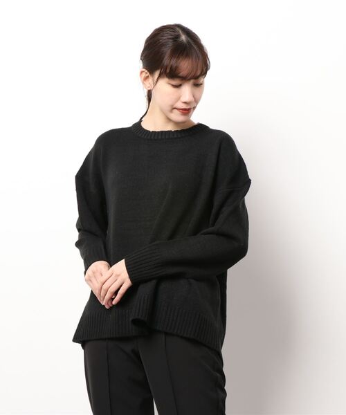 AMERICAN HOLIC（アメリカンホリック）の「クルーネックバックスリットニットプルオーバー（ニット/セーター・レディース・ブラック/ブラウン/テラコッタ・M/L）」の4枚目の写真