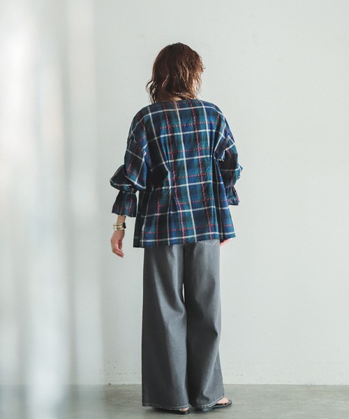 FIL DE FER(フィルデフェール)の「マルチチェック キャンディスリーブブラウス(シャツ/ブラウス・レディース・ブラウン/ネイビー・FREE)」の21枚目の写真