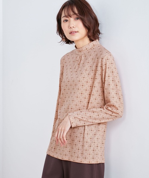 DECOY SINCE 1981(デコイシンスイチキュウハチイチ)の「プリントハイネックプルオーバー(Tシャツ/カットソー・レディース・イエロー/ライトグリーン/ネイビー/ピンク・L/M/LL)」の1枚目の写真